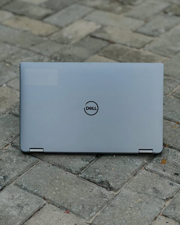 Dell Latitude 7400 Laptop