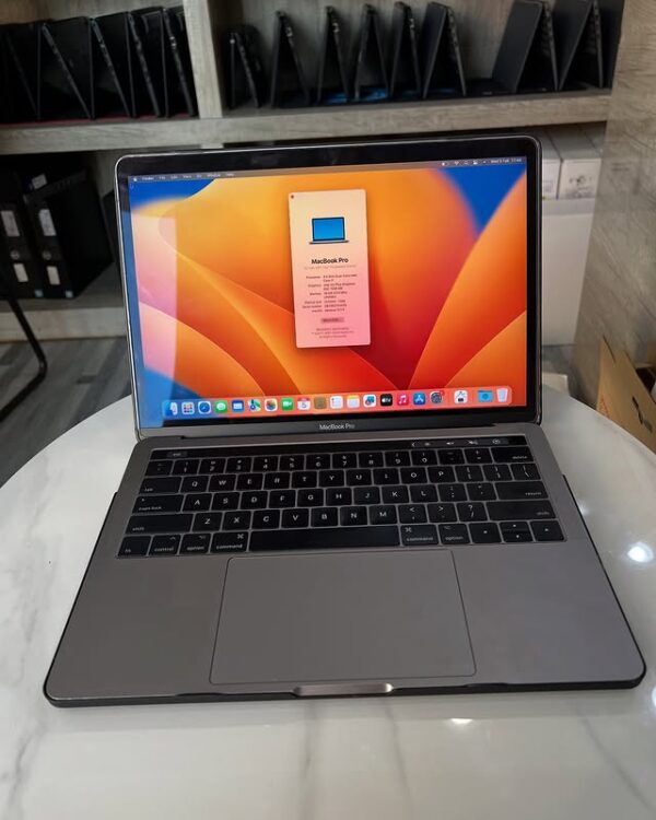 Apple MacBook Pro Retina Display