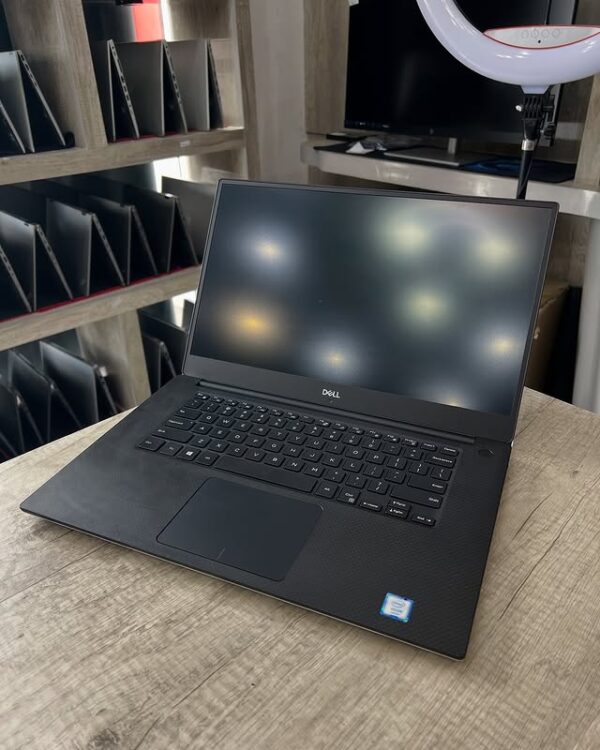 Dell Precision 5530