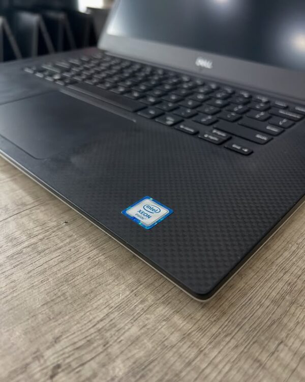 Dell Precision 5530