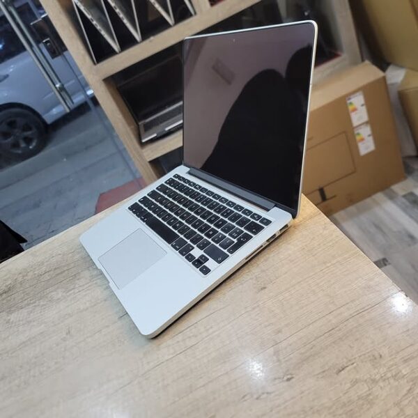 Apple MacBook Pro Retina